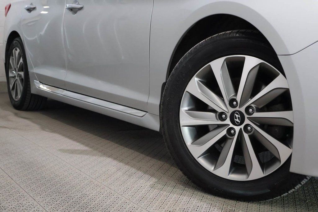 2016 Hyundai Sonata SPORT-TECH 2.4L + TOIT OUVRANT + CUIR in Terrebonne, Quebec - 9 - w1024h768px