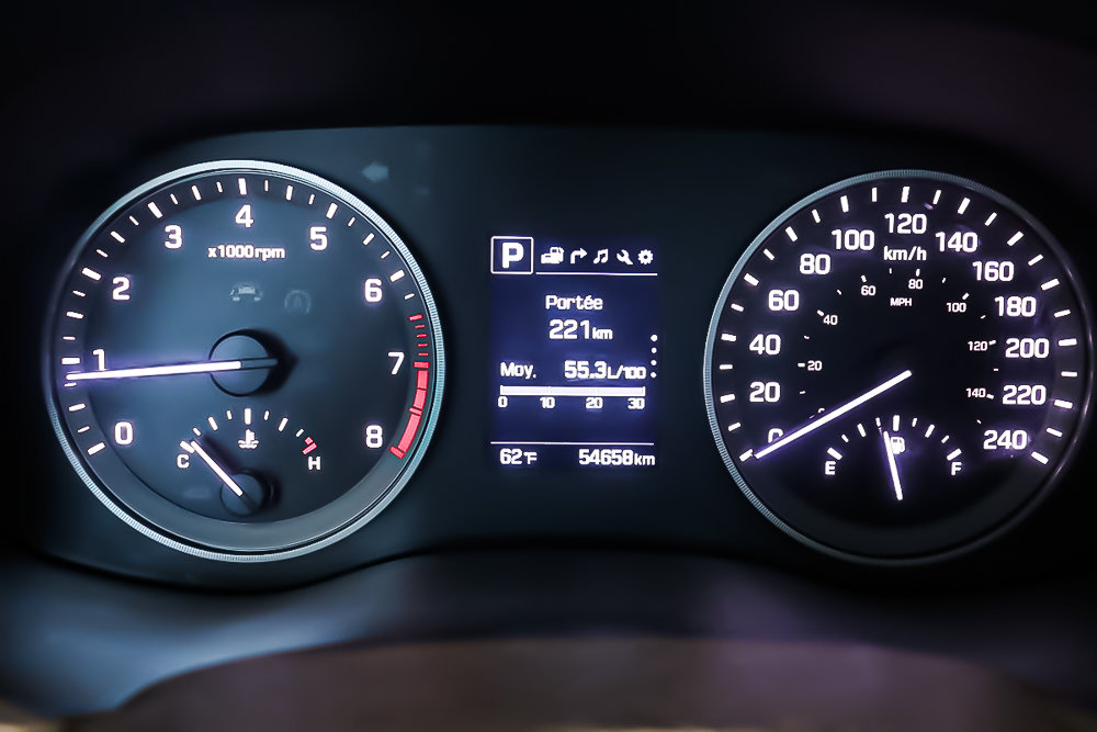 2016 Hyundai Tucson LUXURY + AWD + GPS + CUIR in Terrebonne, Quebec - 15 - w1024h768px