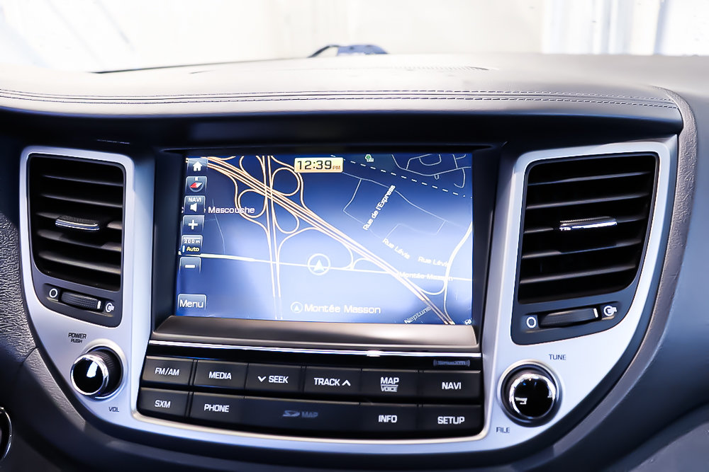 2016 Hyundai Tucson LUXURY + AWD + GPS + CUIR in Terrebonne, Quebec - 18 - w1024h768px