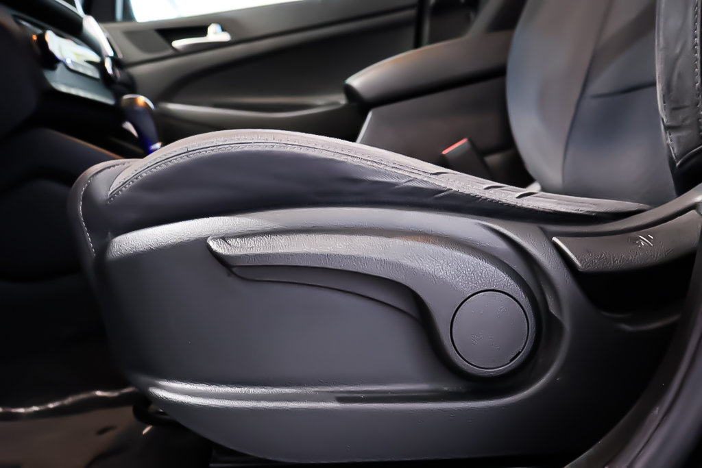 2020 Hyundai Tucson PREFERRED + AWD + DEMARREUR in Terrebonne, Quebec - 11 - w1024h768px