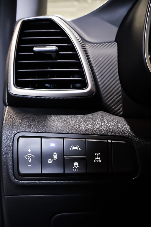 2020 Hyundai Tucson PREFERRED + AWD + DEMARREUR in Terrebonne, Quebec - 25 - w1024h768px