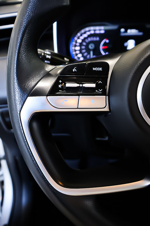 2022 Hyundai Tucson ESSENTIAL + AWD + CARPLAY in Terrebonne, Quebec - 15 - w1024h768px
