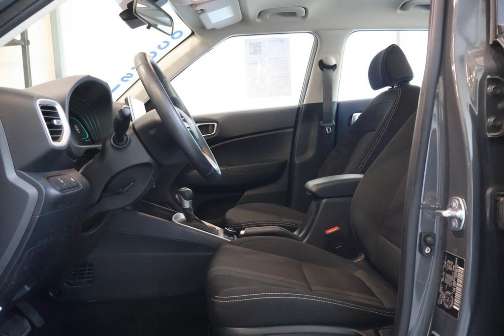 Hyundai VENUE PREFERRED + T/A + CARPLAY 2024 à Terrebonne, Québec - 10 - w1024h768px