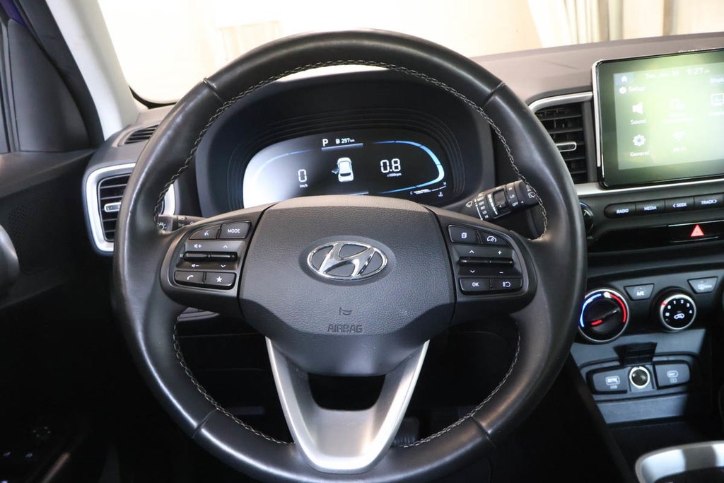 2025 Hyundai VENUE PREFERRED + SIEGES ET VOLANT CHAUFFANTS + CARPLAY in Terrebonne, Quebec - 14 - w1024h768px