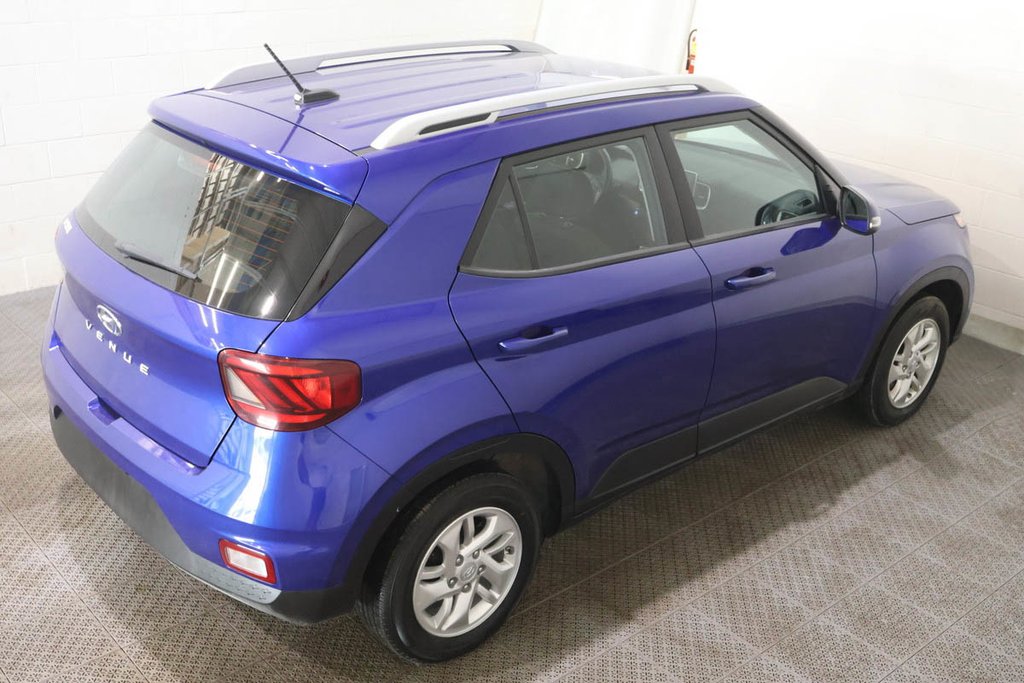 2025 Hyundai VENUE PREFERRED + SIEGES ET VOLANT CHAUFFANTS + CARPLAY in Terrebonne, Quebec - 7 - w1024h768px