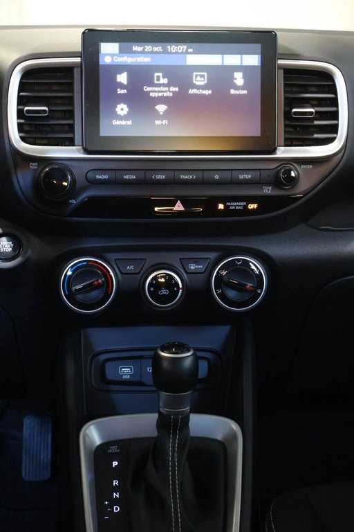 Hyundai VENUE PREFERRED + DÉMARREUR + CARPLAY 2025 à Terrebonne, Québec - 19 - w1024h768px