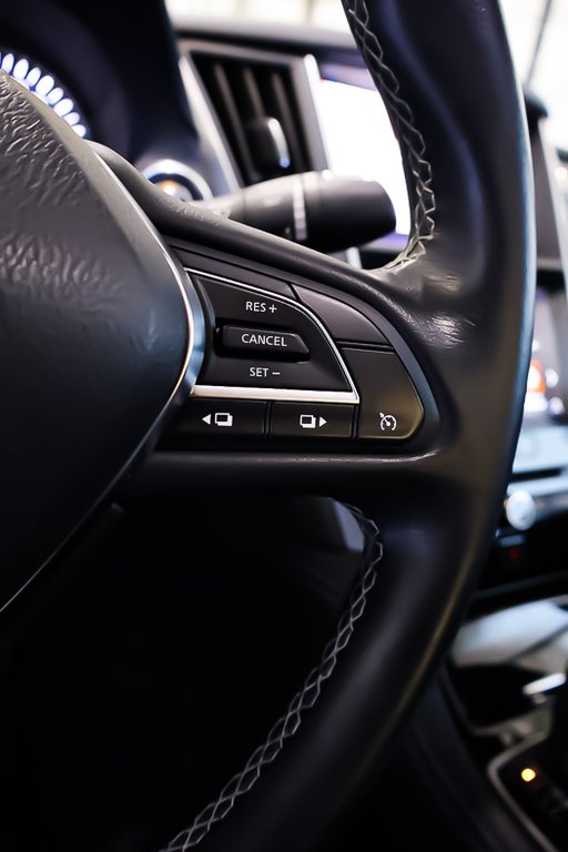 Infiniti Q60 LUXE + AWD + TOIT OUVRANT + CARPLAY 2020 à Terrebonne, Québec - 18 - w1024h768px