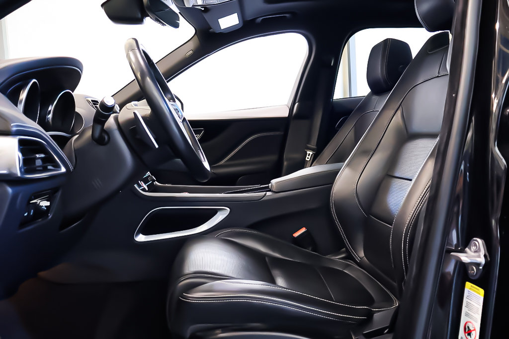 Jaguar F-PACE S + AWD + TOIT  PANORAMIQUE 2020 à Terrebonne, Québec - 10 - w1024h768px