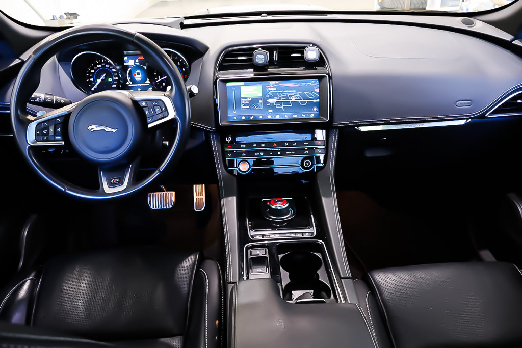 Jaguar F-PACE S + AWD + TOIT  PANORAMIQUE 2020 à Terrebonne, Québec - 14 - w1024h768px