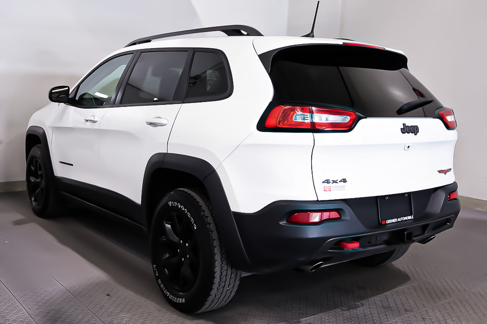 2018 Jeep Cherokee TRAILHAWK + ENS. TEMPS FROID + ENS REMORQUAGE in Terrebonne, Quebec - 5 - w1024h768px