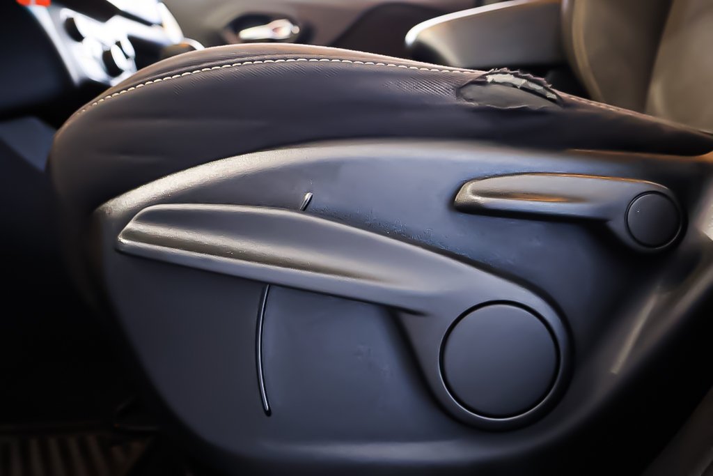 2017 Jeep Cherokee NORTH + 4X4 + ATTELAGE DE REMORQUE in Terrebonne, Quebec - 11 - w1024h768px