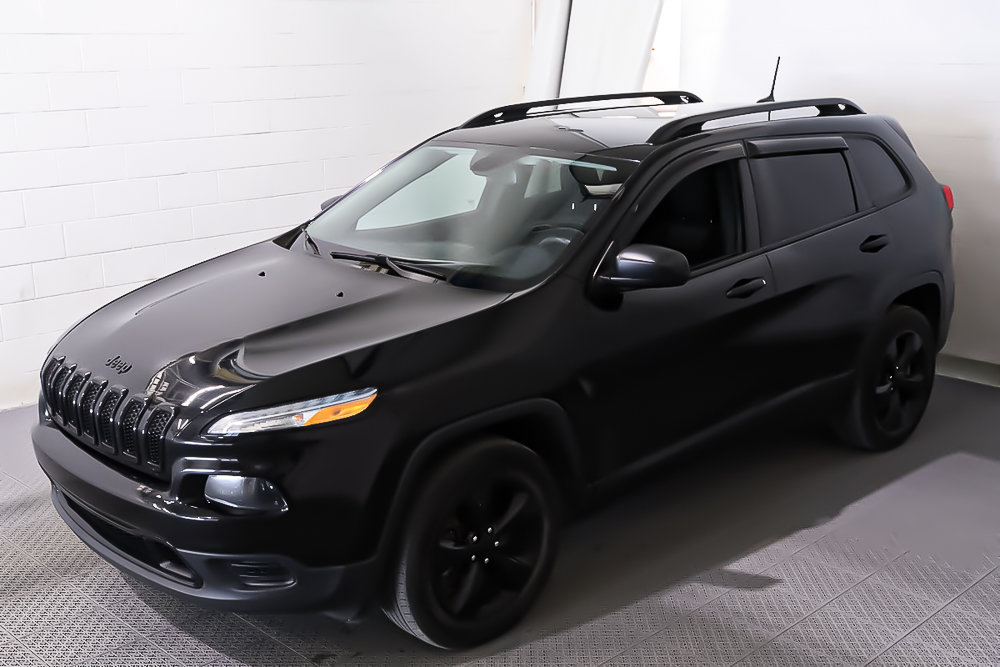2018 Jeep Cherokee ALTITUDE SPORT + 4X4 + 4CYL in Terrebonne, Quebec - 3 - w1024h768px