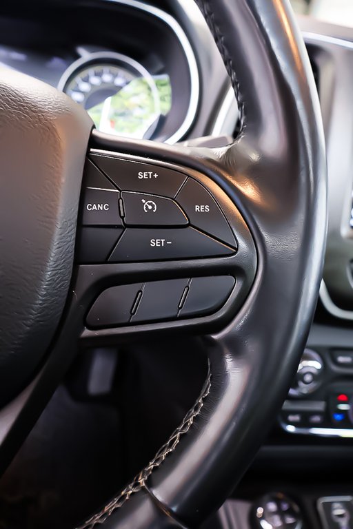 Jeep Cherokee TRAILHAWK ELITE + 4X4 + TOIT OUVRANT PANO 2021 à Terrebonne, Québec - 18 - w1024h768px
