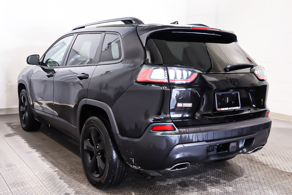 2022 Jeep Cherokee ALTITUDE + 4X4 + TOIT OUVRANT PANO + CUIR in Terrebonne, Quebec - 5 - w1024h768px