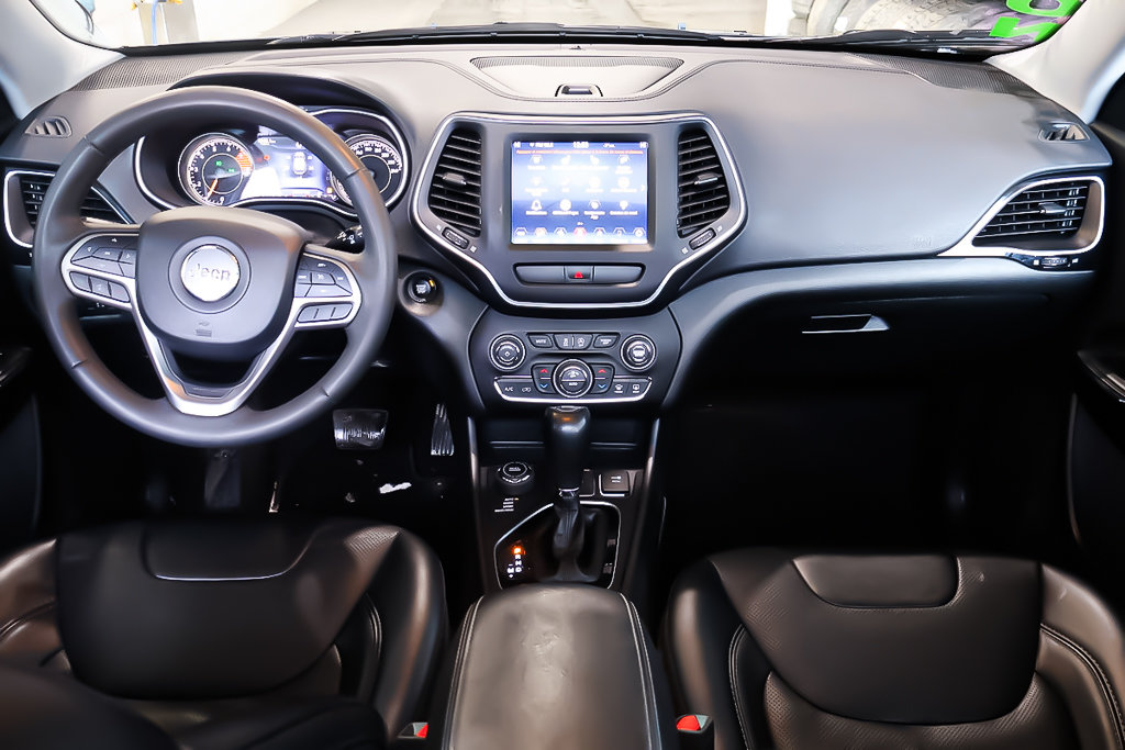 2022 Jeep Cherokee ALTITUDE + 4X4 + TOIT OUVRANT PANO + CUIR in Terrebonne, Quebec - 14 - w1024h768px