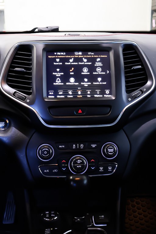 Jeep Cherokee TRAILHAWK + 4X4 + V6 3.2L 2022 à Terrebonne, Québec - 19 - w1024h768px
