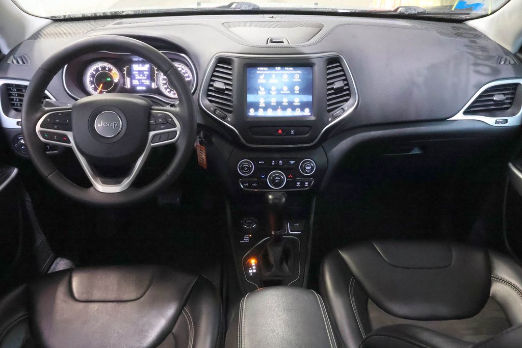 2022 Jeep Cherokee SPORT + ENSEMBLE X + 4X4 + TOIT OUVRANT PANO in Terrebonne, Quebec - 14 - w1024h768px