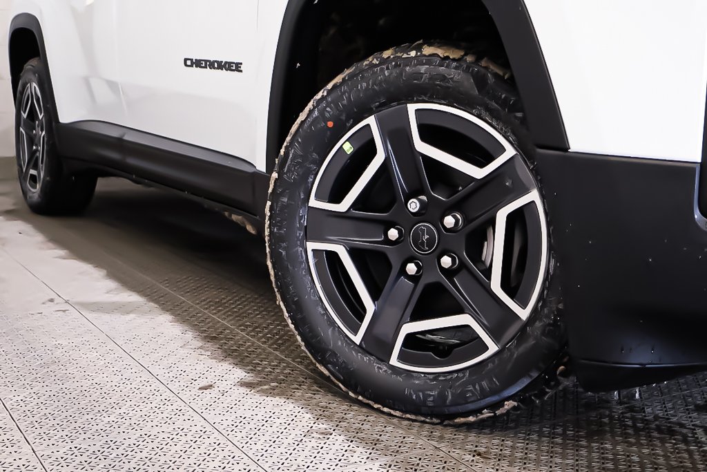 Jeep Cherokee LIMITED 2026 à Terrebonne, Québec - 7 - w1024h768px