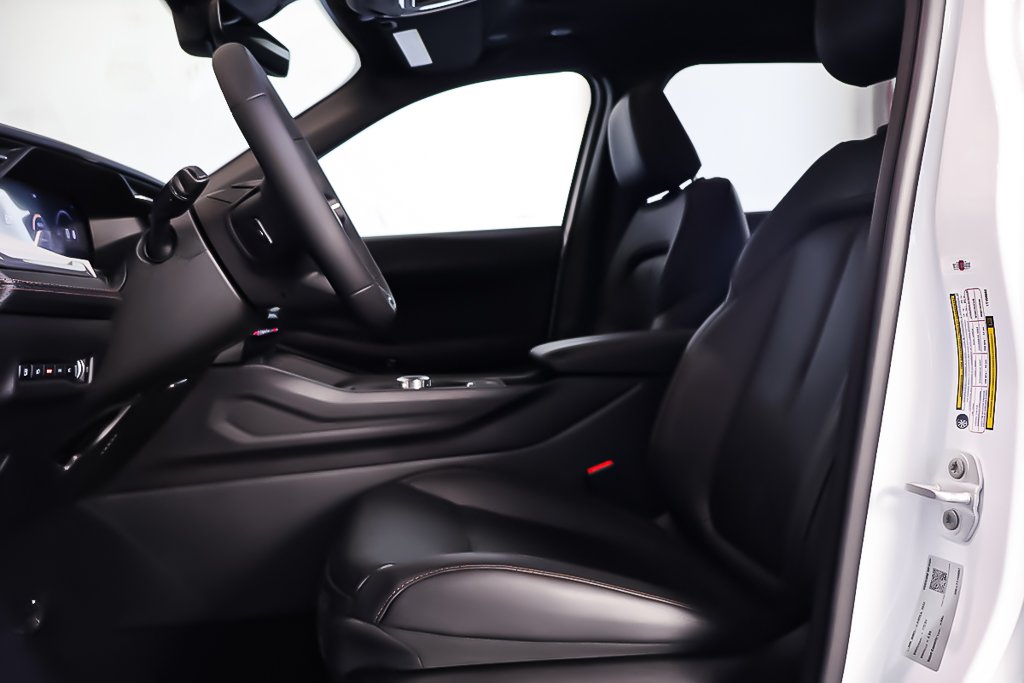 Jeep Cherokee LIMITED 2026 à Terrebonne, Québec - 8 - w1024h768px