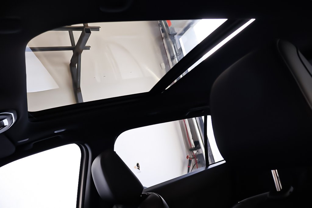 Jeep Cherokee LIMITED 2026 à Terrebonne, Québec - 9 - w1024h768px