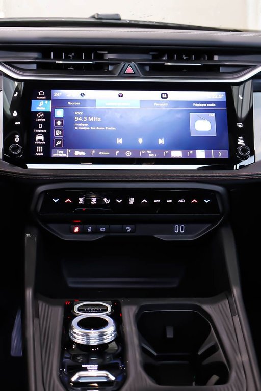 Jeep Cherokee LIMITED 2026 à Terrebonne, Québec - 16 - w1024h768px