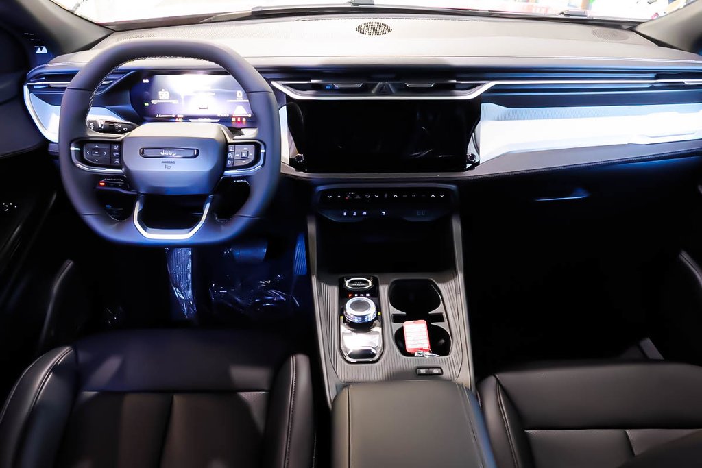 2026 Jeep Cherokee LIMITED in Terrebonne, Quebec - 10 - w1024h768px