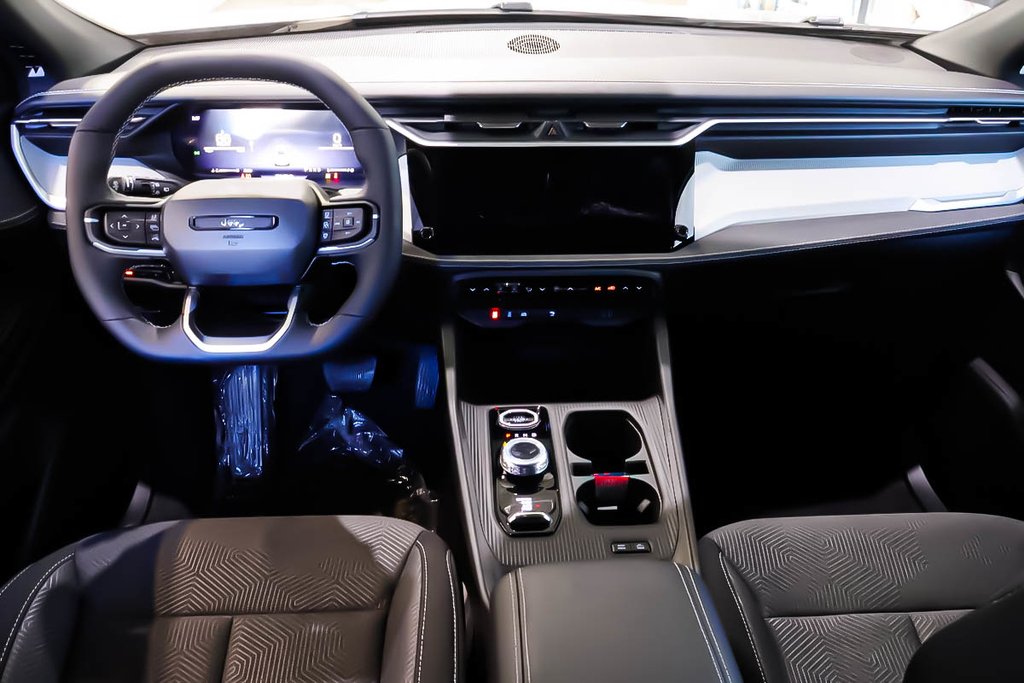 Jeep Cherokee LAREDO 2026 à Terrebonne, Québec - 10 - w1024h768px