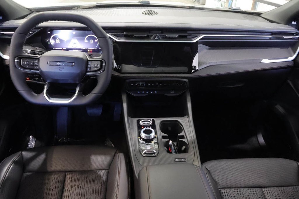 2026 Jeep Cherokee OVERLAND in Terrebonne, Quebec - 11 - w1024h768px