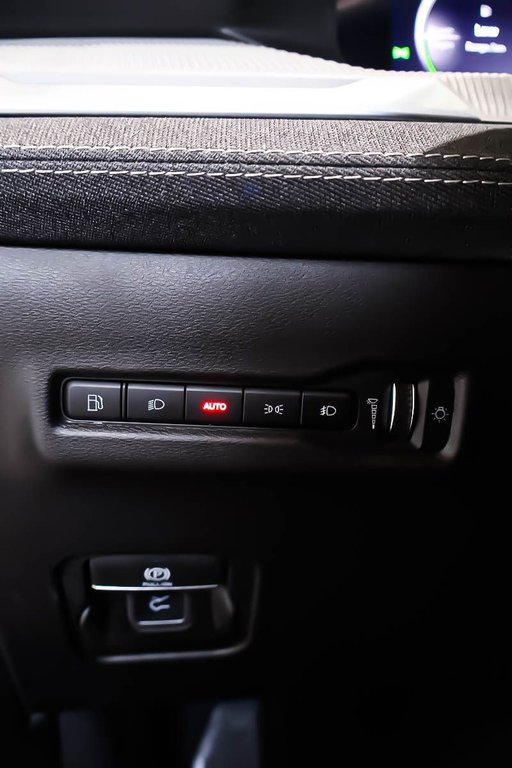 2026 Jeep Cherokee LAREDO in Terrebonne, Quebec - 17 - w1024h768px