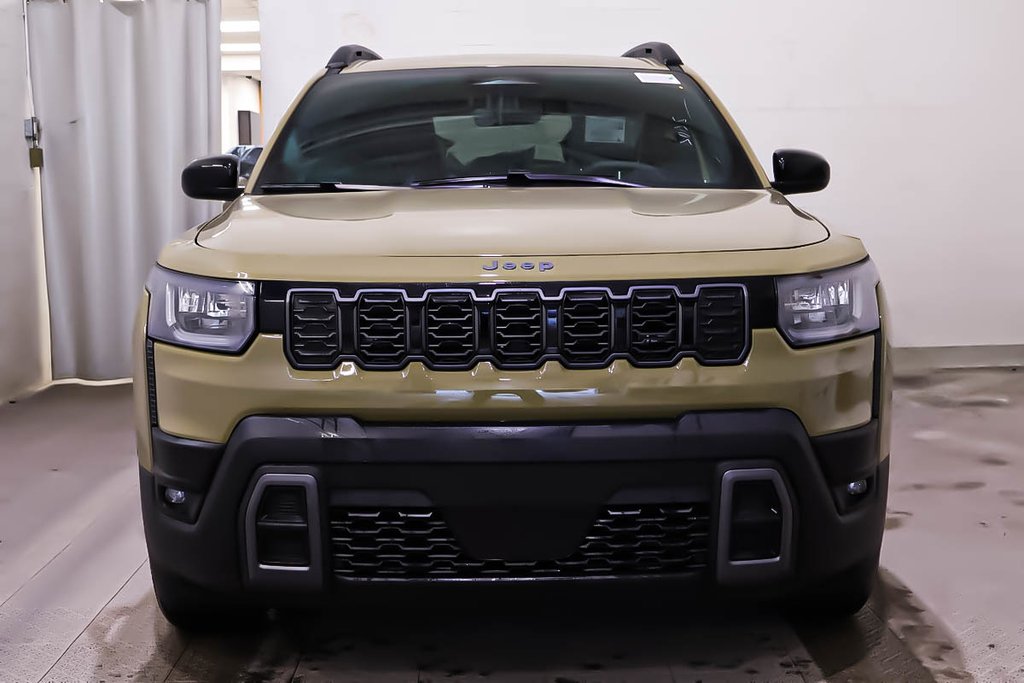 2026 Jeep Cherokee LAREDO in Terrebonne, Quebec - 2 - w1024h768px