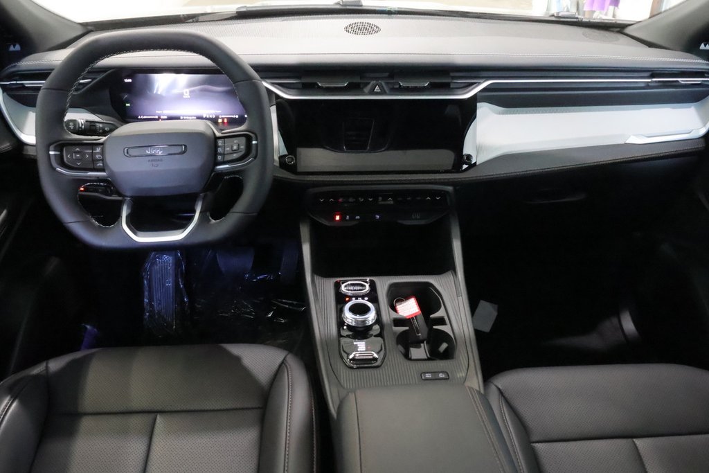 Jeep Cherokee LIMITED 2026 à Terrebonne, Québec - 11 - w1024h768px