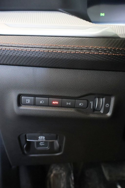 Jeep Cherokee LIMITED 2026 à Terrebonne, Québec - 18 - w1024h768px