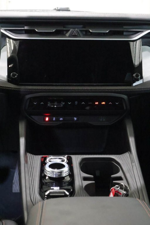 2026 Jeep Cherokee LIMITED in Terrebonne, Quebec - 16 - w1024h768px