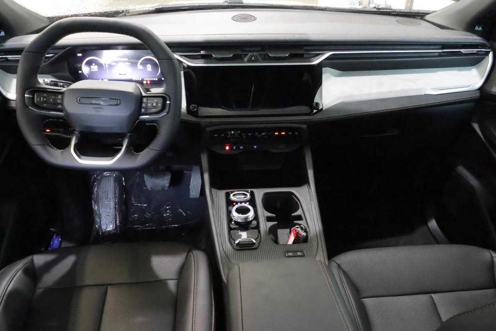 2026 Jeep Cherokee LIMITED in Terrebonne, Quebec - 11 - w1024h768px