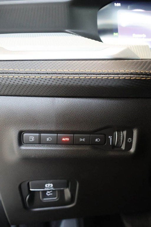 2026 Jeep Cherokee 85TH ANNIVERSARY in Terrebonne, Quebec - 20 - w1024h768px