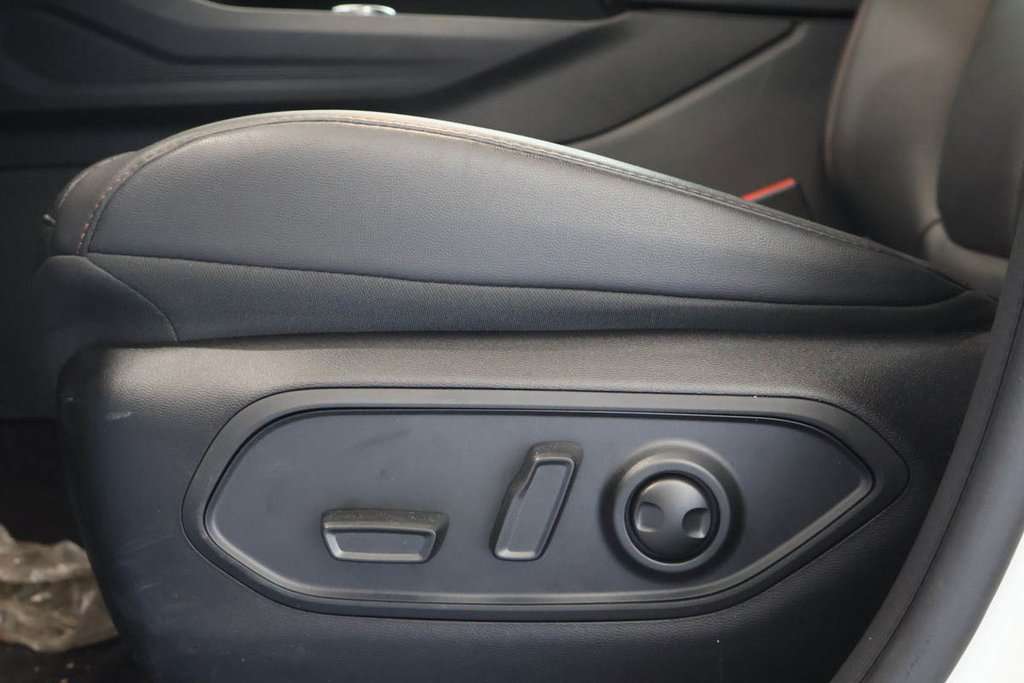 Jeep Cherokee LIMITED 2026 à Terrebonne, Québec - 9 - w1024h768px