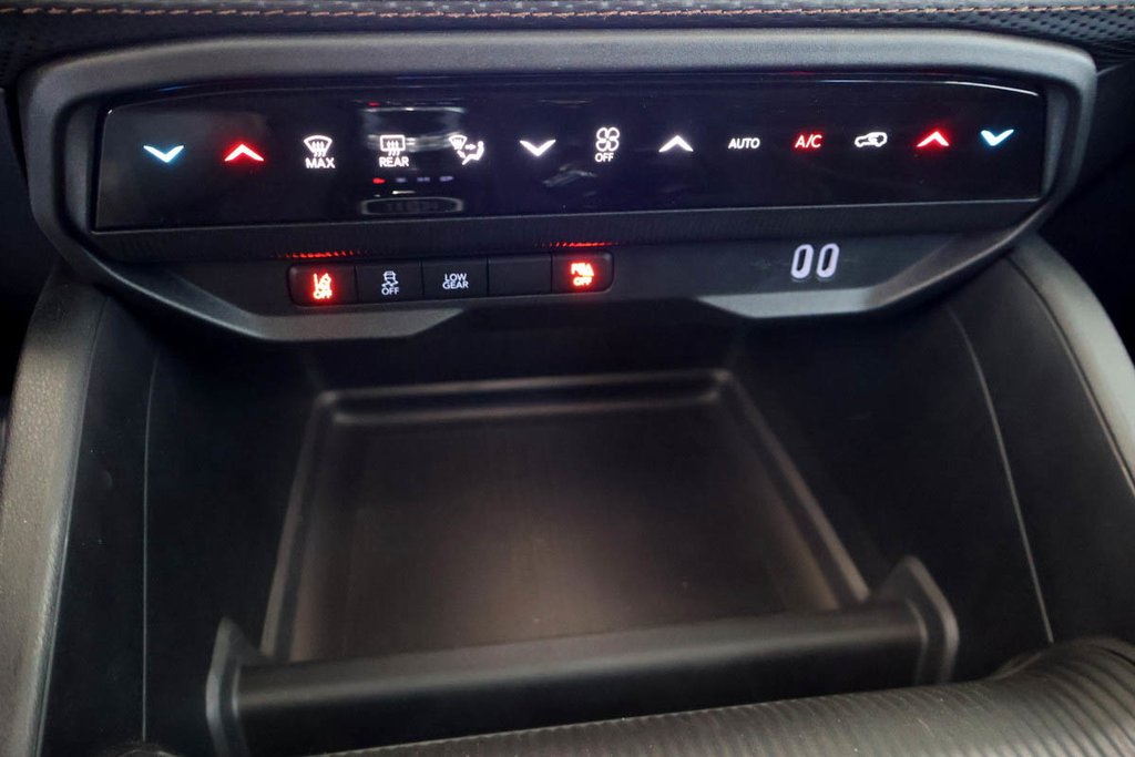 Jeep Cherokee LIMITED 2026 à Terrebonne, Québec - 17 - w1024h768px