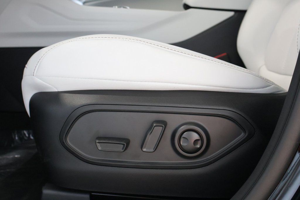 Jeep Cherokee LIMITED 2026 à Terrebonne, Québec - 6 - w1024h768px