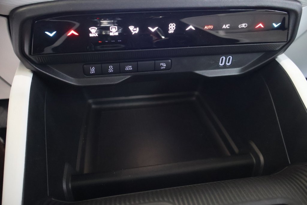 Jeep Cherokee LIMITED 2026 à Terrebonne, Québec - 12 - w1024h768px
