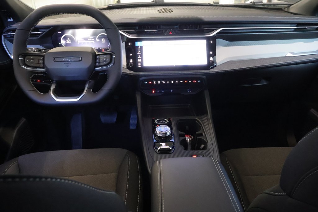 2026 Jeep Cherokee BASE in Terrebonne, Quebec - 10 - w1024h768px