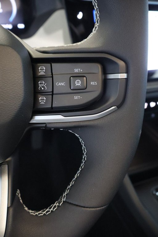 2026 Jeep Cherokee BASE in Terrebonne, Quebec - 13 - w1024h768px