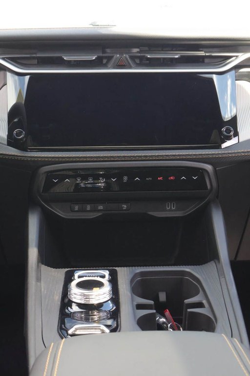 2026 Jeep Cherokee 85TH ANNIVERSARY in Terrebonne, Quebec - 16 - w1024h768px