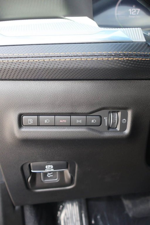 2026 Jeep Cherokee 85TH ANNIVERSARY in Terrebonne, Quebec - 18 - w1024h768px