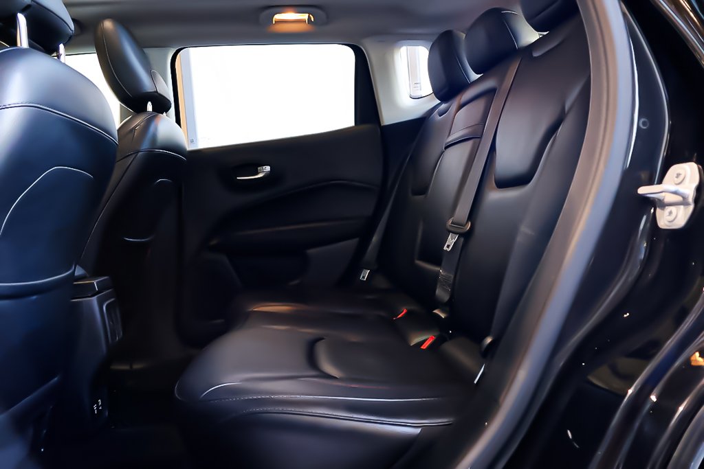 Jeep Compass TRAILHAWK + 4X4 + TOIT OUVRANT PANO 2017 à Terrebonne, Québec - 30 - w1024h768px