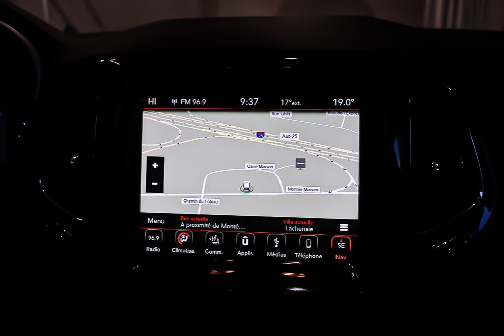 2018 Jeep Compass LIMITED + 4X4 + TOIT OUVRANT PANO + CUIR in Terrebonne, Quebec - 23 - w1024h768px