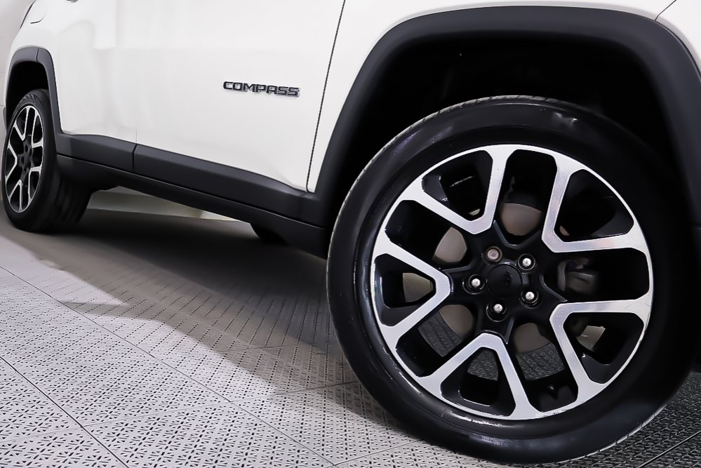 2018 Jeep Compass LIMITED + 4X4 + TOIT OUVRANT PANO + CUIR in Terrebonne, Quebec - 9 - w1024h768px