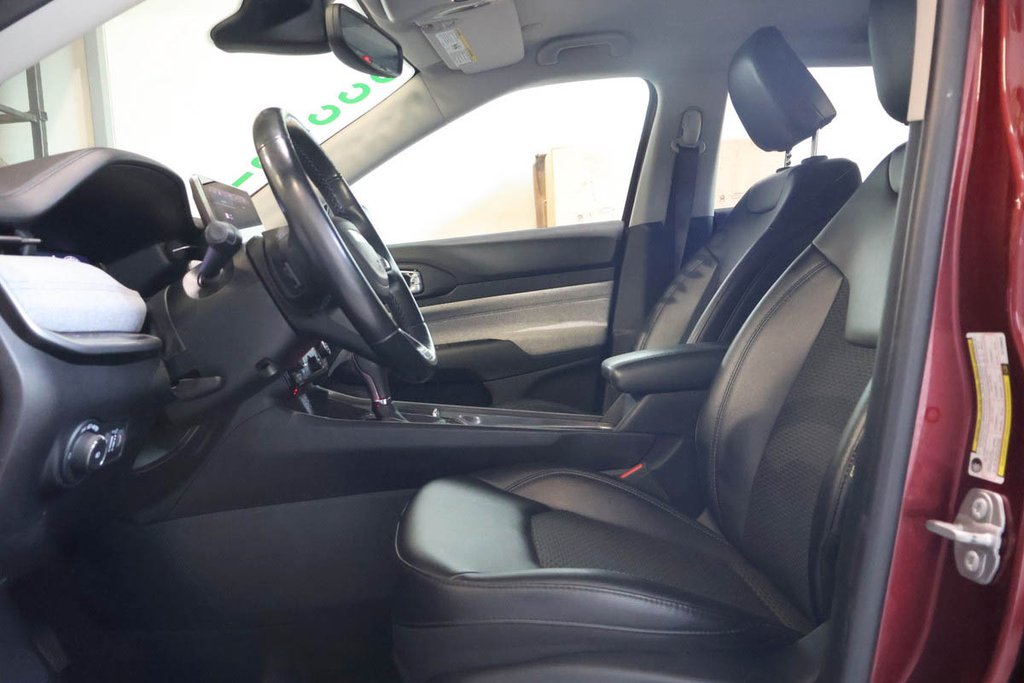 Jeep Compass NORTH + 4X4 + BAS KILO 2022 à Terrebonne, Québec - 10 - w1024h768px