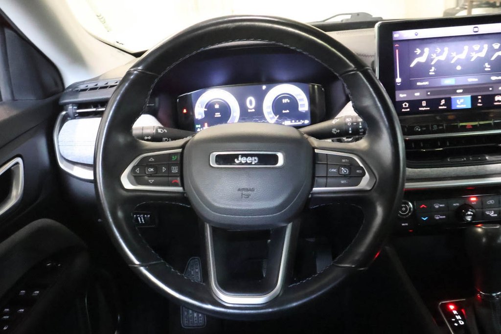 Jeep Compass NORTH + 4X4 + BAS KILO 2022 à Terrebonne, Québec - 14 - w1024h768px