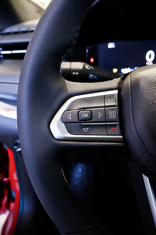 2023 Jeep Compass LIMITED + RED EDITION + 4X4 + TOIT OUVRANT PANO + in Terrebonne, Quebec - 13 - w1024h768px