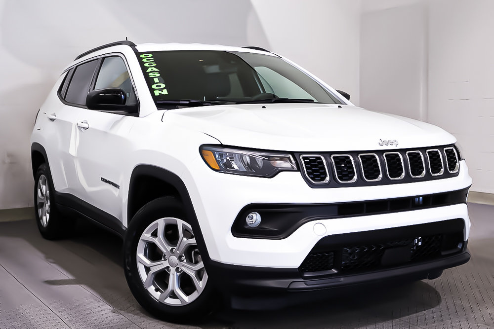 2024 Jeep Compass NORTH LATITUDE + 4X4 + CARPLAY in Terrebonne, Quebec - 1 - w1024h768px